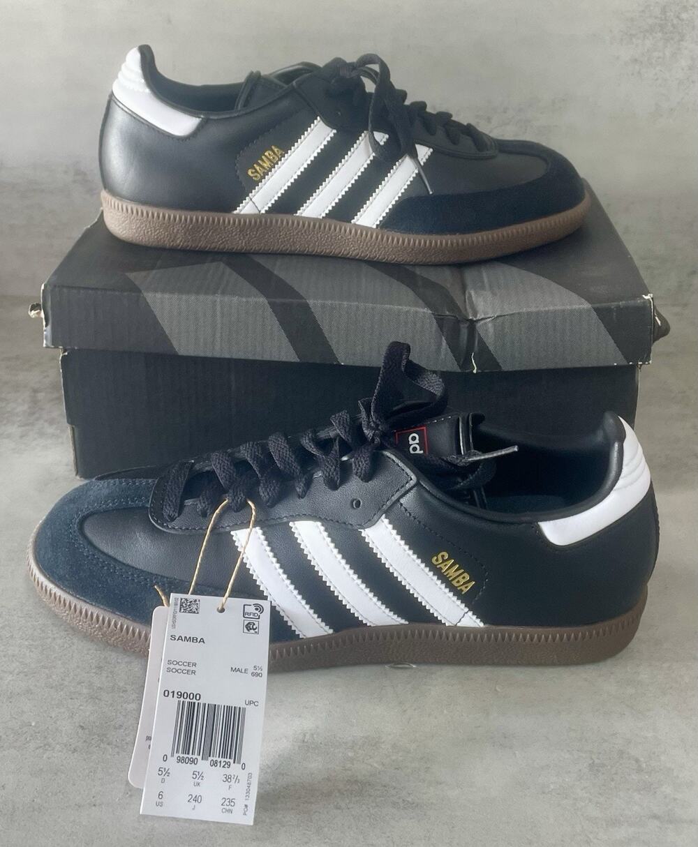 adidas Samba Leather 019000 Black White Gum Shoes Men's Size 6 NWT